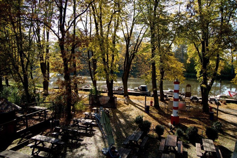 Labská Marína - restaurace