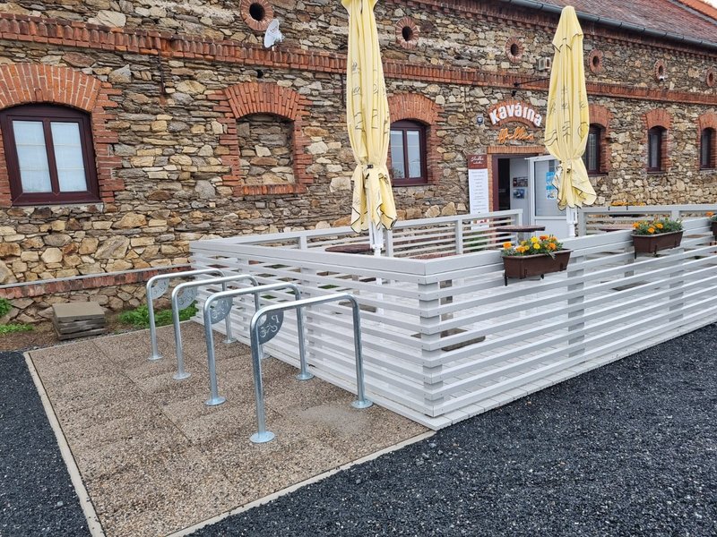 Kavárna Hellas Zručský dvůr