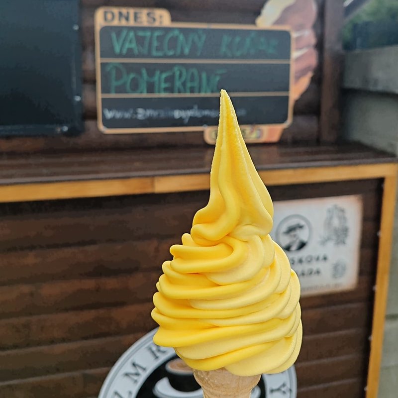 Zmrzlinový a Vinný domeček Hrádek