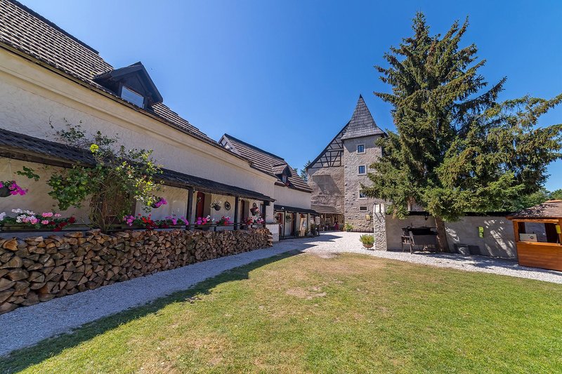 Hrad Vildštejn - restaurace Hodovna