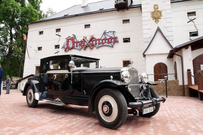 Draxmoor - strašidelný zámek