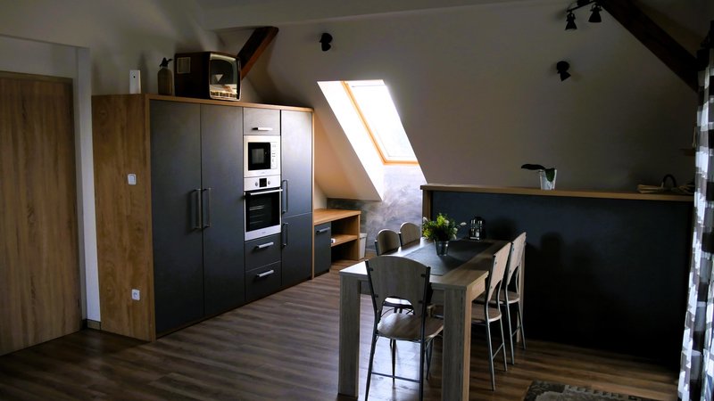 Cyklobar a penzion 100dola - ubytování