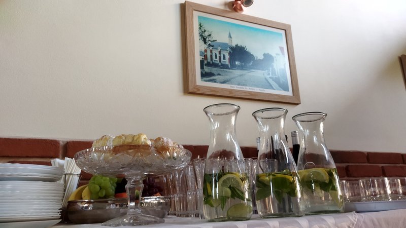 Cyklobar a penzion 100dola - restaurace