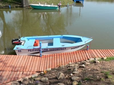 Půjčovna lodí Pod Výklopníkem, Baťův kanál